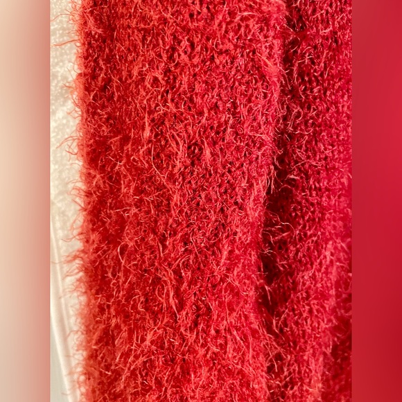 Eyelash sweater - Picture 2 of 6